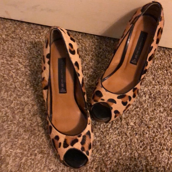 Steve Madden leopard print heels - Picture 2 of 2